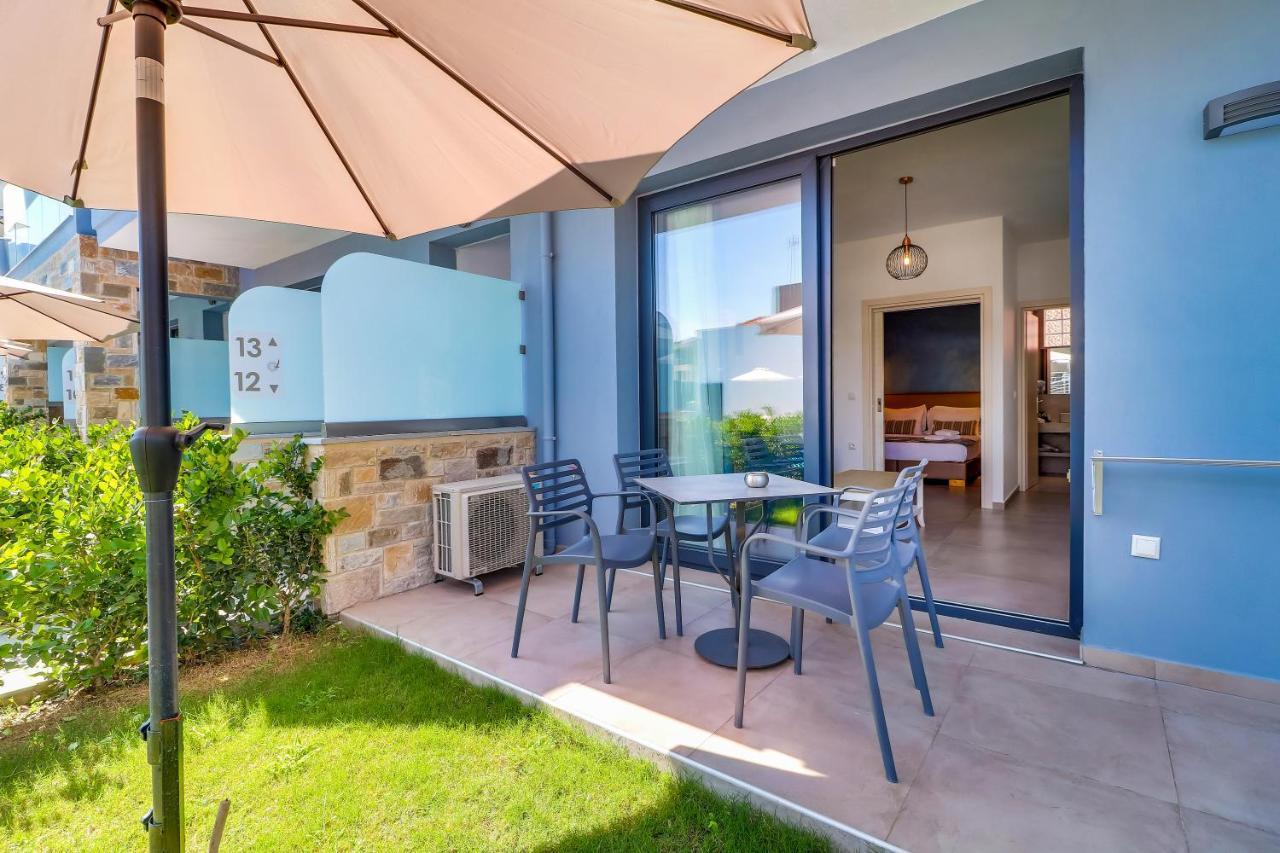 Theros Villas & Suites クリッシ・アモウディア エクステリア 写真