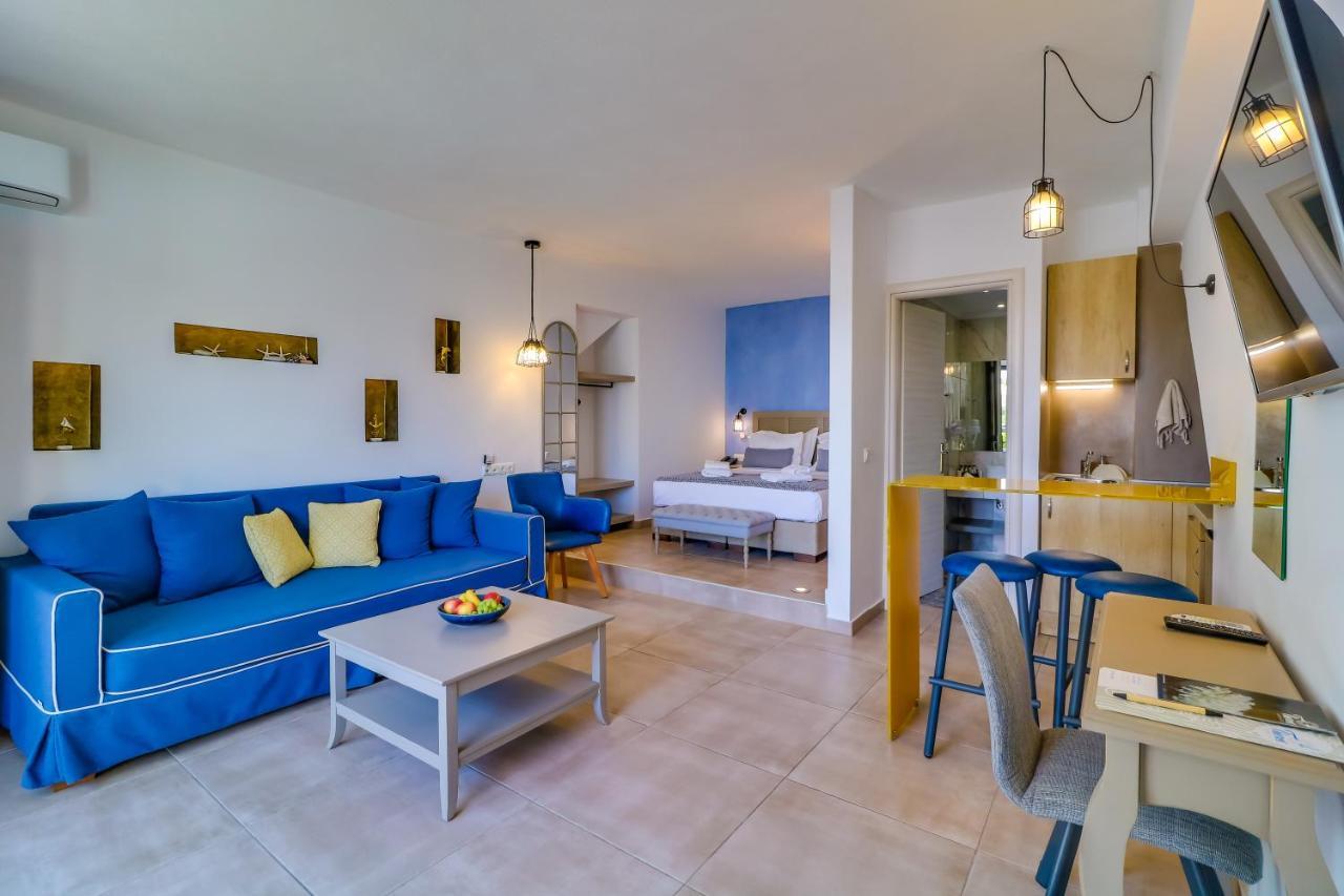 Theros Villas & Suites クリッシ・アモウディア エクステリア 写真